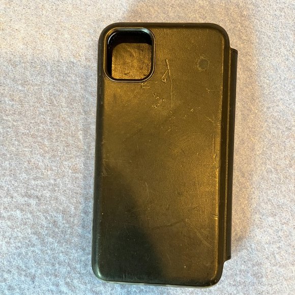 Apple iPhone 11 Pro Max Nomad Horween Leather cases (1 tri fold, one standard) - Picture 6 of 6